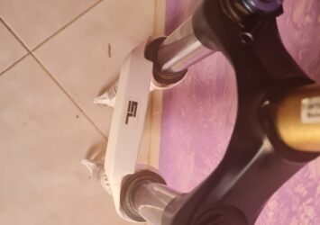 Fourche rock shox taille 26 mars 7, 2026