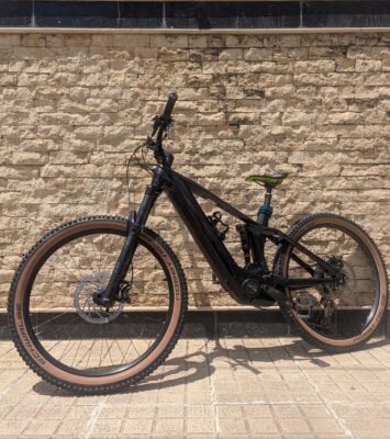 EMTB - Cube Stereo Hybrid 140 HPC Race Carbon avril 23, 2026